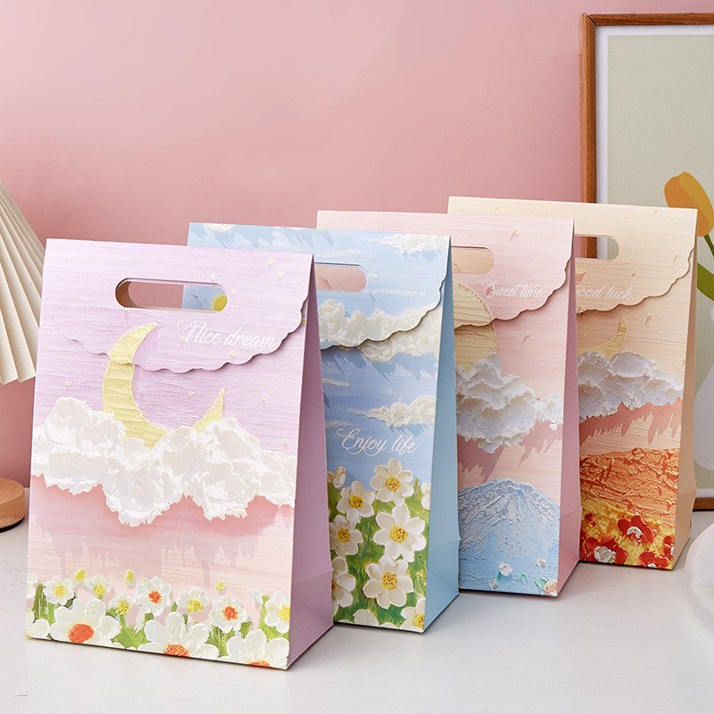 Creative Oil Painting Portable Paper Gift Bag 16cm